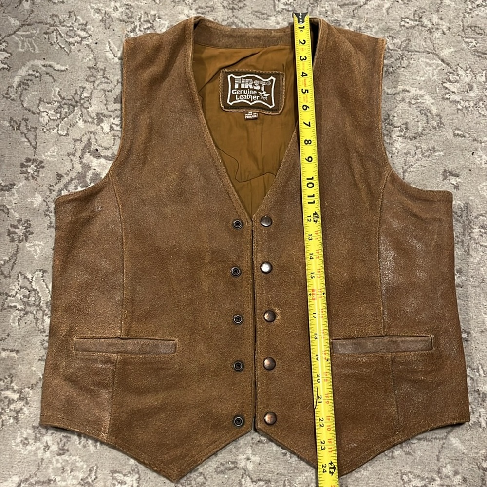 FIRST genuine leather Harley Davidson vest - Picture 6 of 7